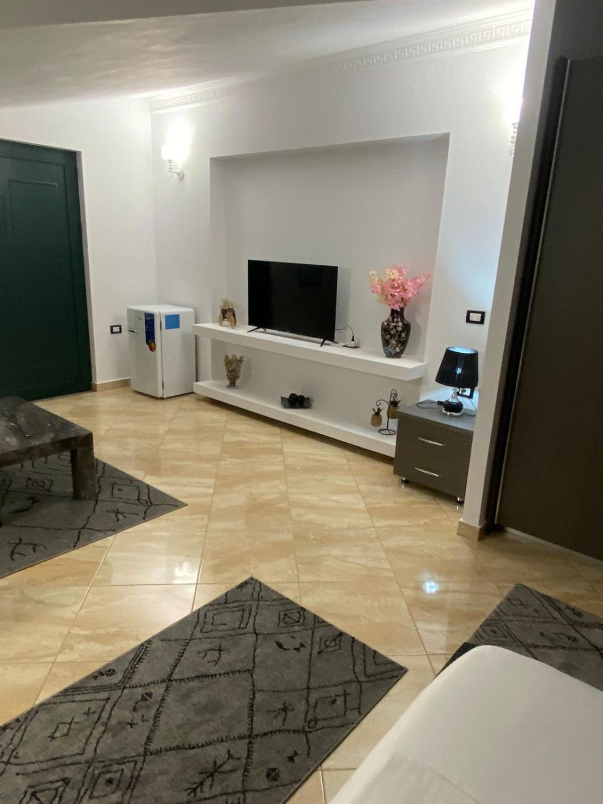 Vila Ajdinaj Berat Bagian luar foto