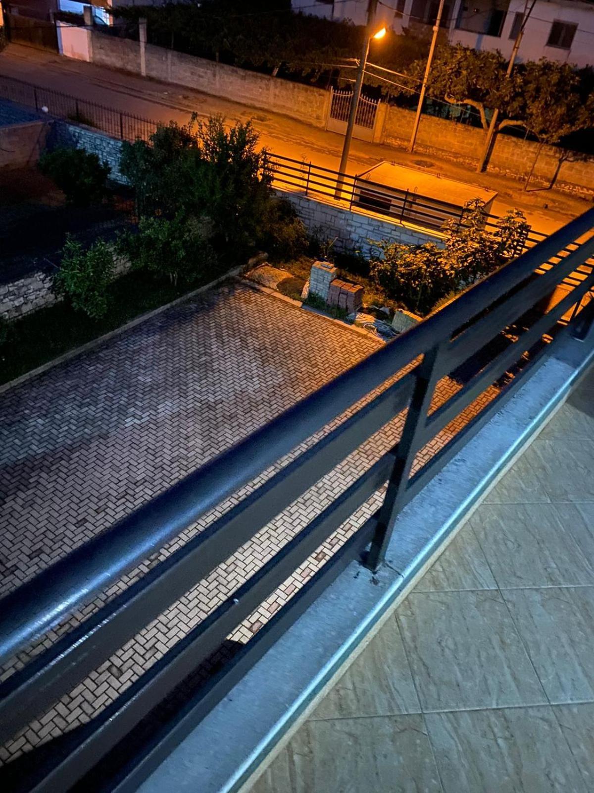 Vila Ajdinaj Berat Bagian luar foto