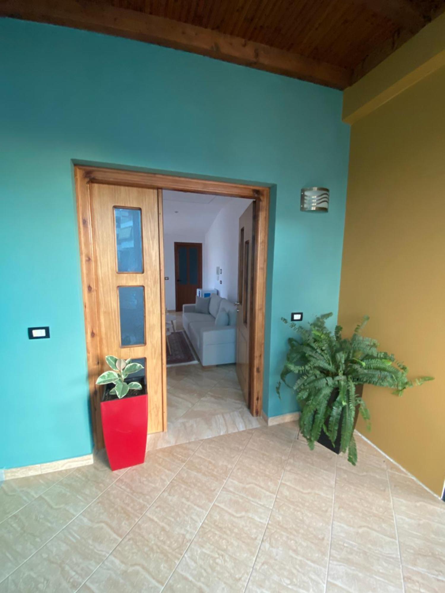 Vila Ajdinaj Berat Bagian luar foto