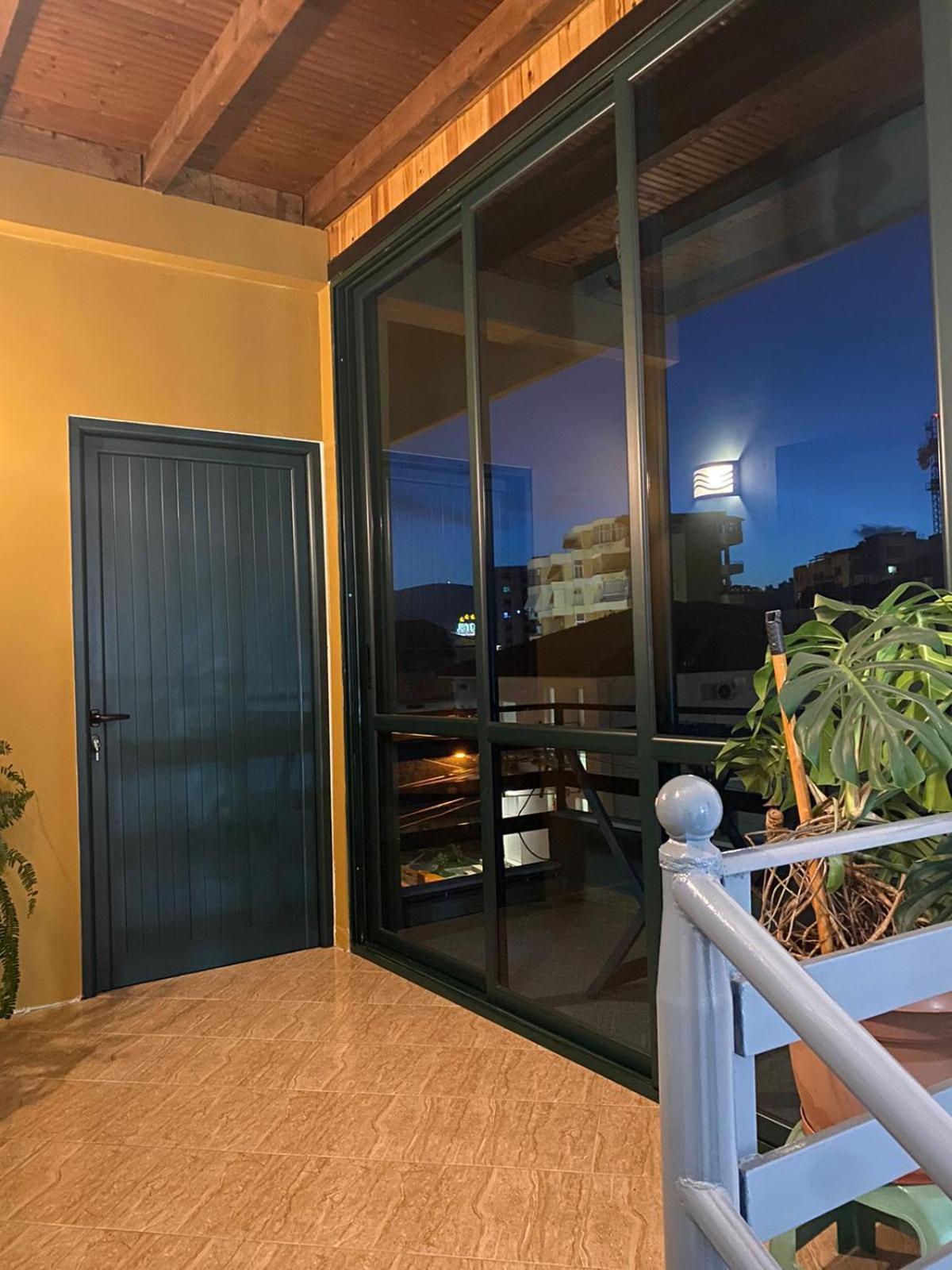 Vila Ajdinaj Berat Bagian luar foto